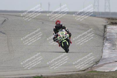 media/Nov-29-2025-TrackDaz (Sat) [[10ae2d9bce]]/B Group/Session 3 (Outside Grapevine)/